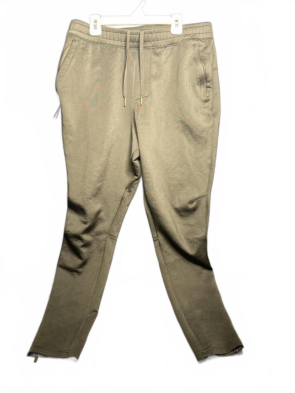 All In Motion M Black Sweatpants With Zippers On Their Ankles